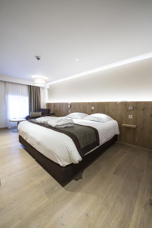 Hotel Le Fournil Redu Zewnętrze zdjęcie
