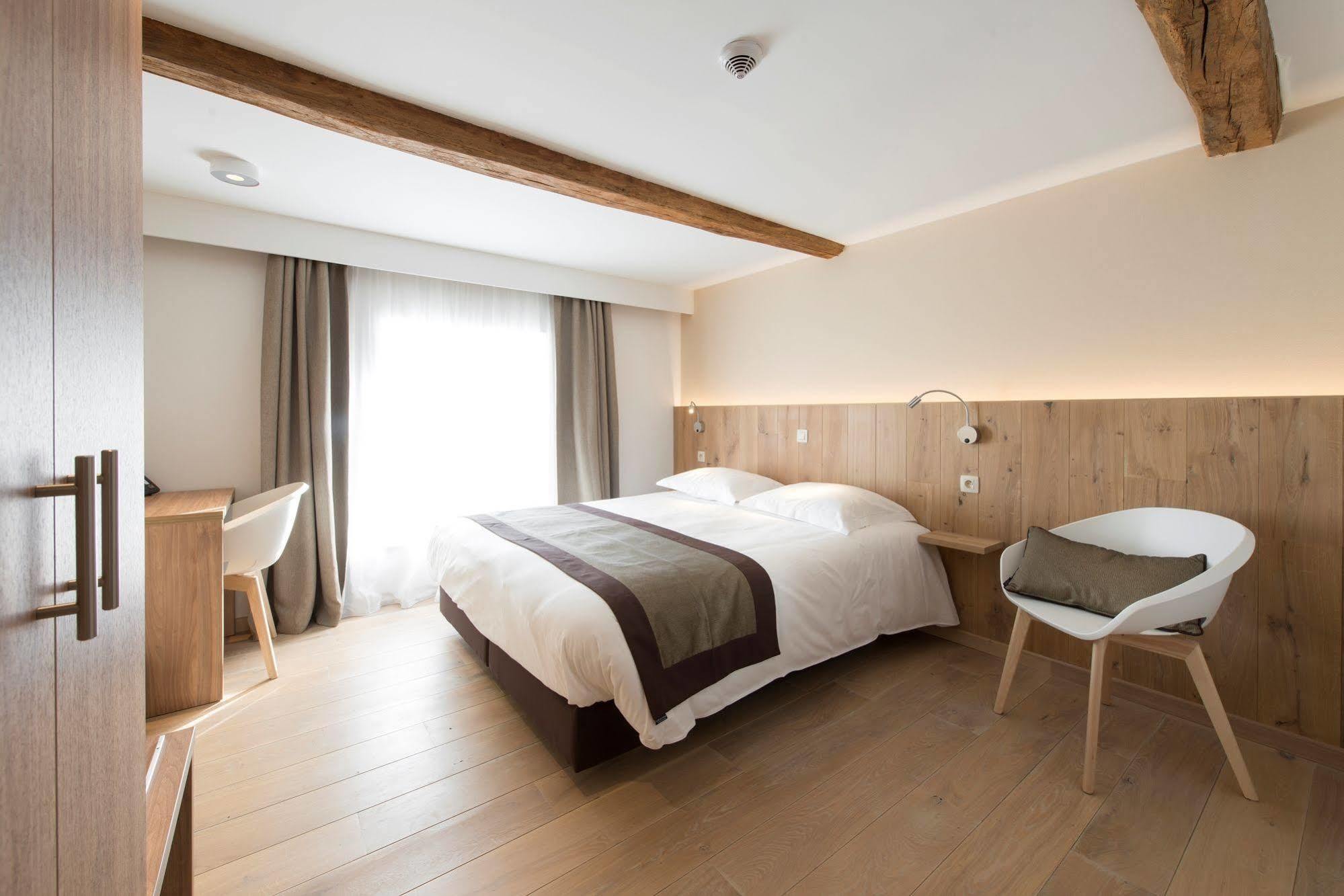 Hotel Le Fournil Redu Zewnętrze zdjęcie