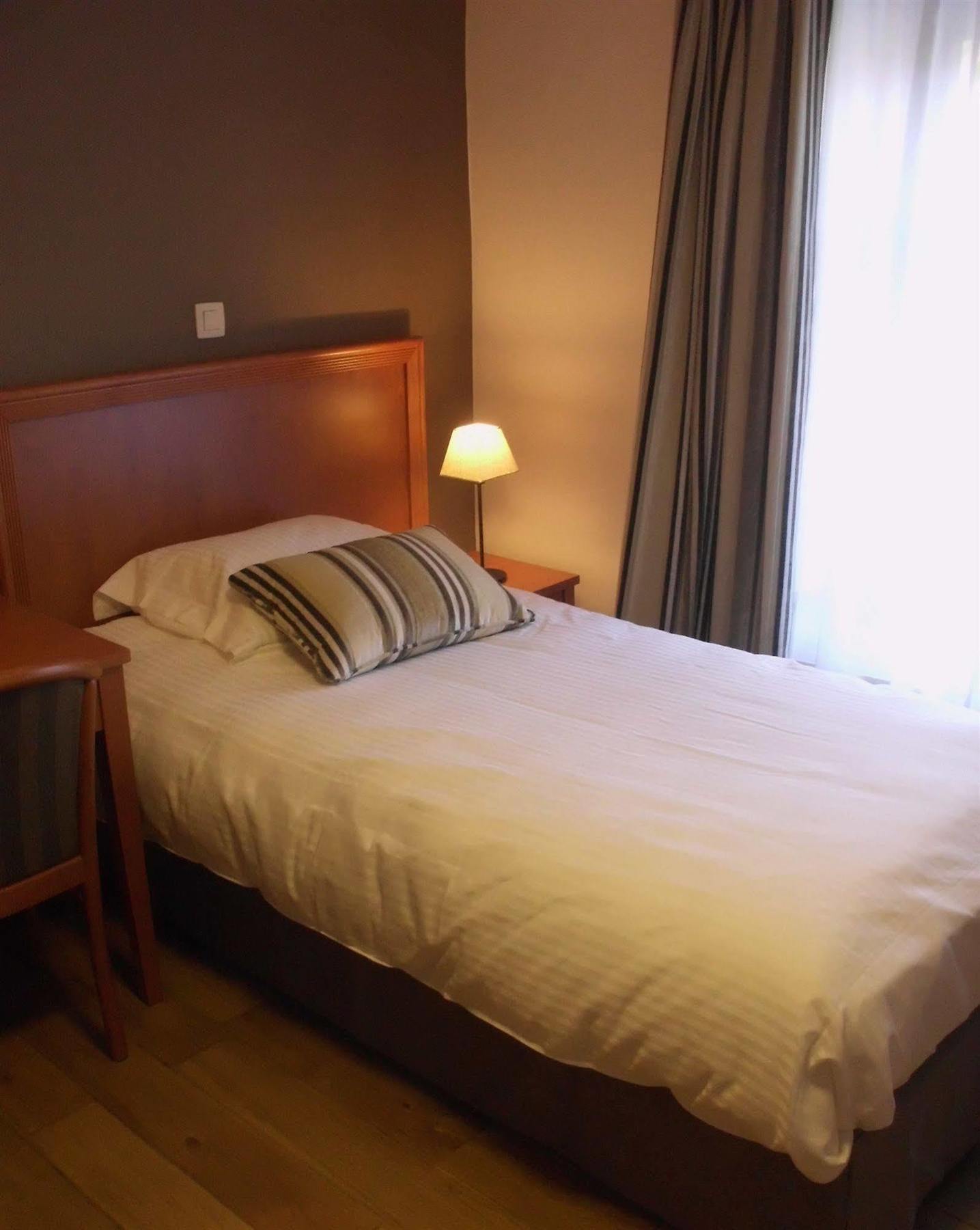 Hotel Le Fournil Redu Zewnętrze zdjęcie